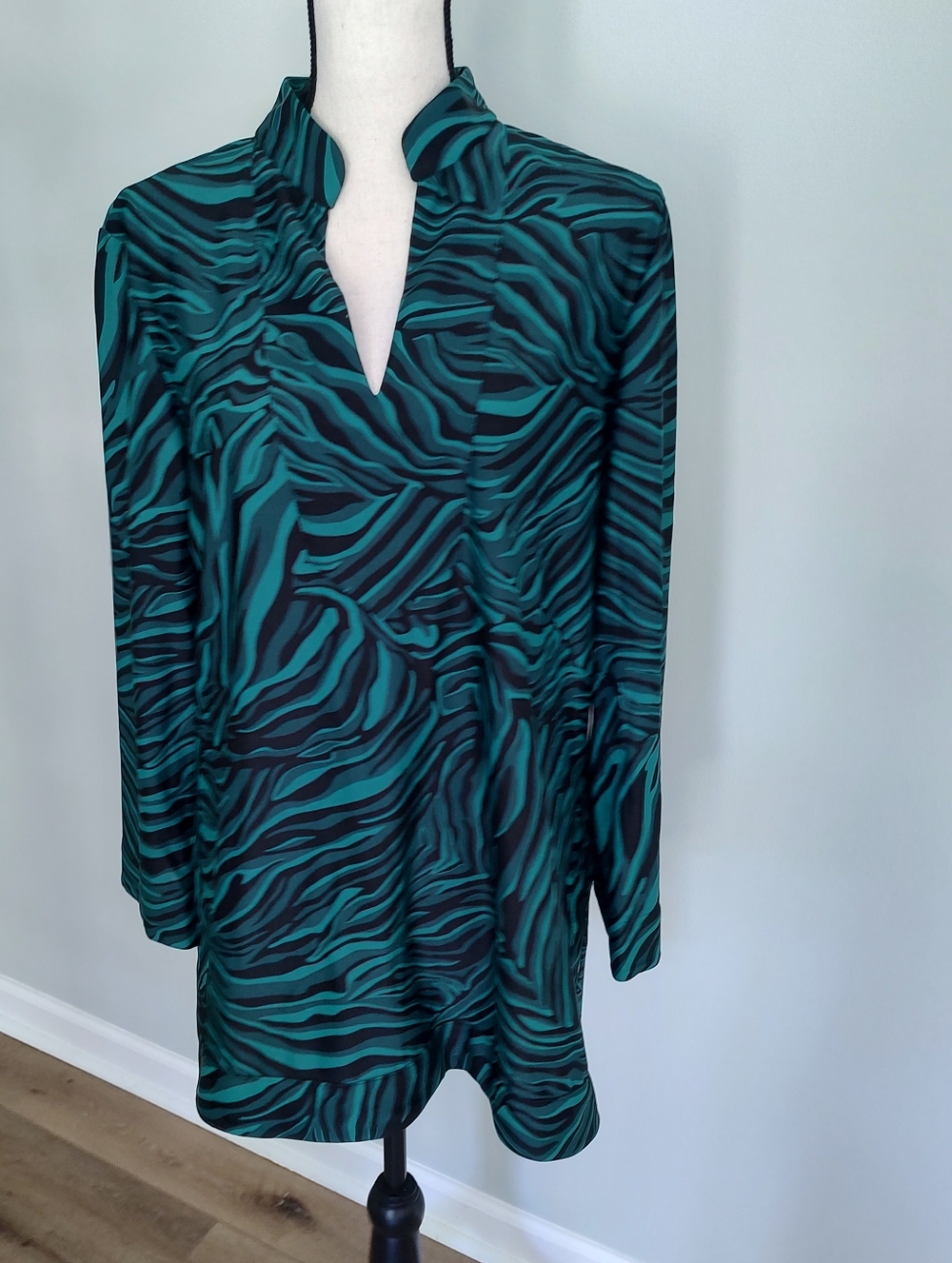 Jude Connally Chris Tunic Top Jade Zebra Animal Print Green Black XL